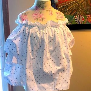 Do+Be White Bell Sleeve Ruffled Peasant Top